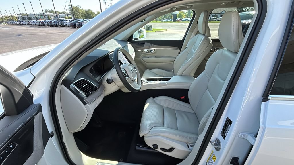 Certified 2023 Volvo XC90 B6 Ultimate AWD/4WD image 24
