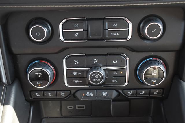 Used 2024 Chevrolet Tahoe Premier AWD/4WD image 29