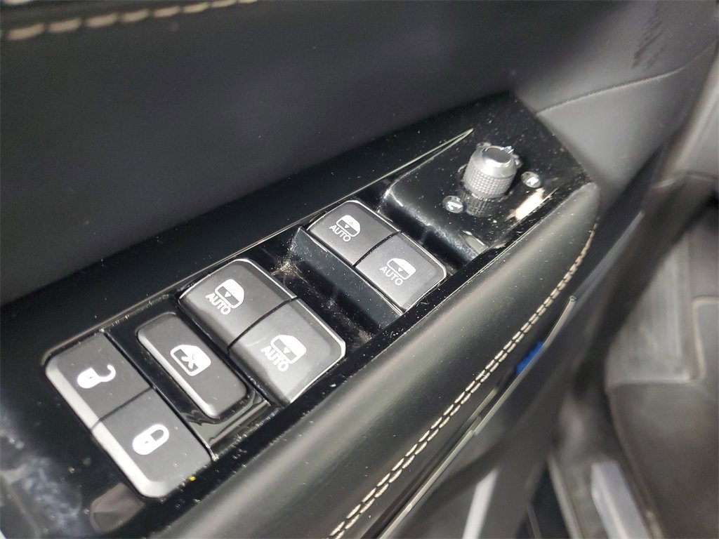 Used 2024 Jeep Grand Wagoneer L Series II w/ Quick Order Packagew 28T image 16