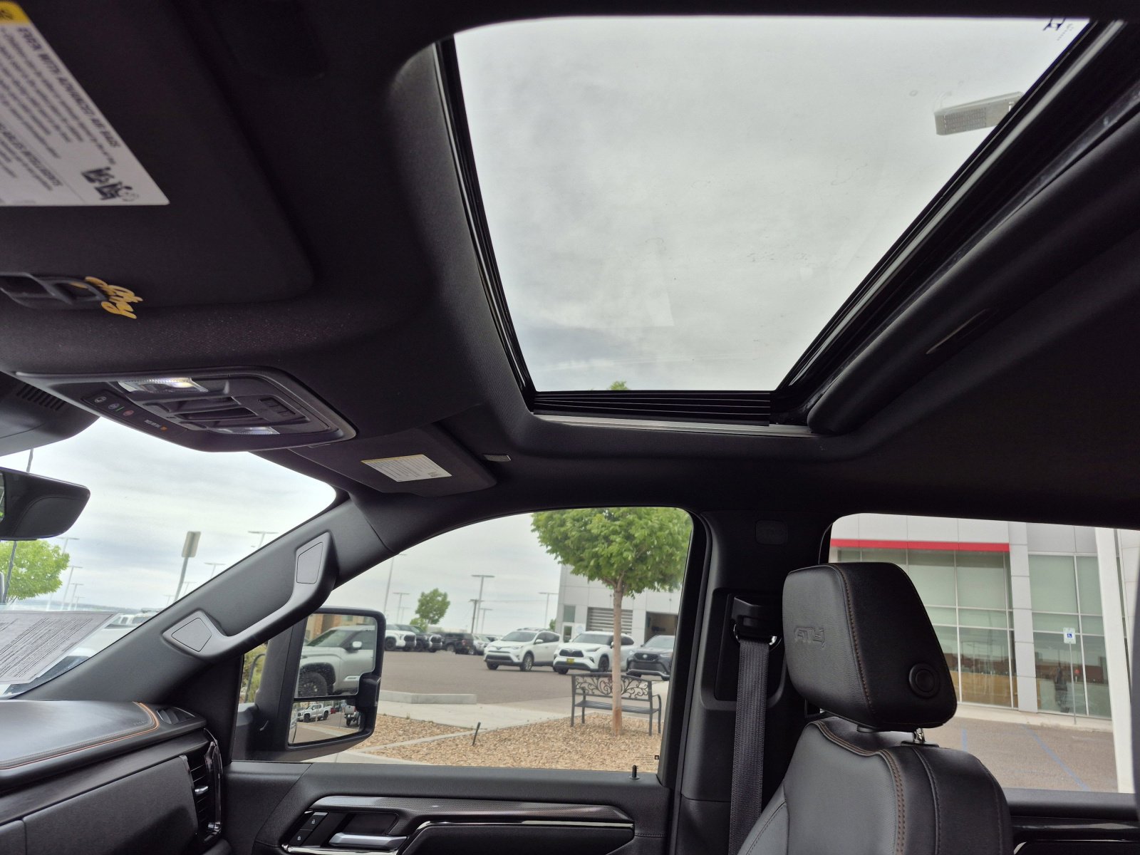 Used 2024 GMC Sierra 2500 AT4 w/ AT4 Premium Plus Package image 41