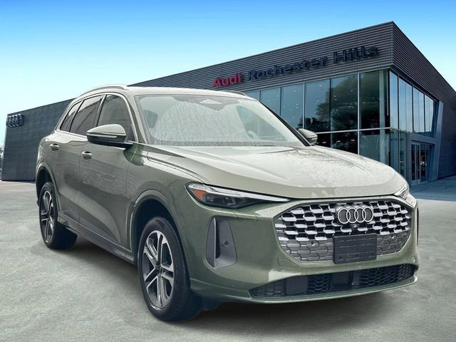 Certified 2025 Audi Q5 2.0T Premium Plus w/ Premium Plus image 7