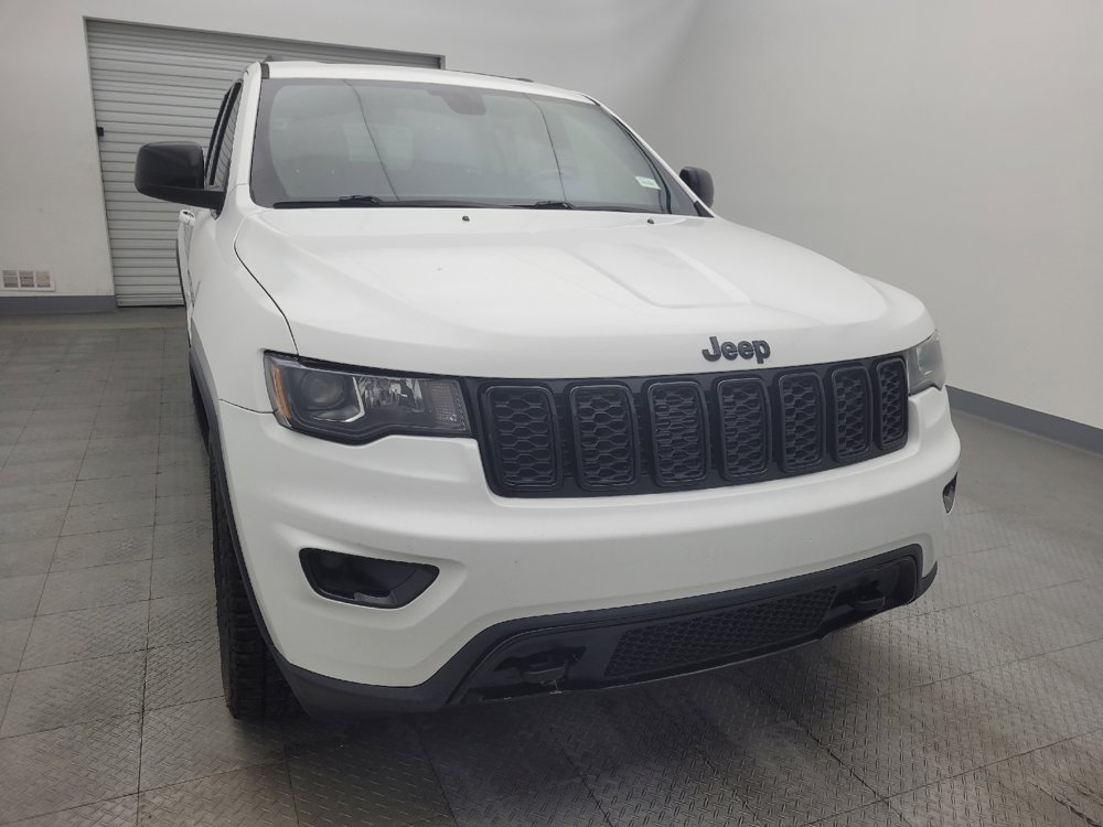 Used 2019 Jeep Grand Cherokee Laredo image 14