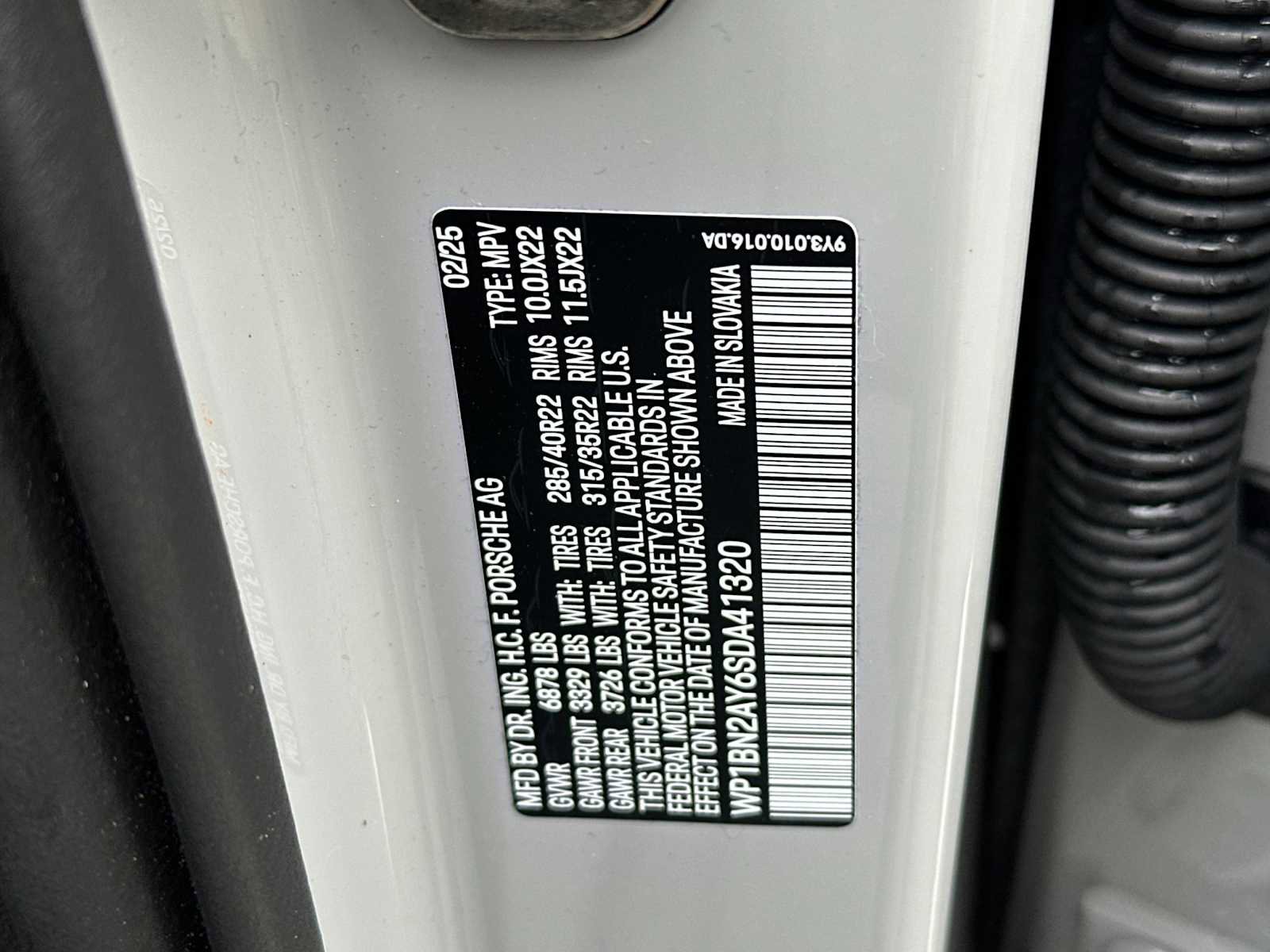 Certified 2025 Porsche Cayenne S AWD/4WD image 29