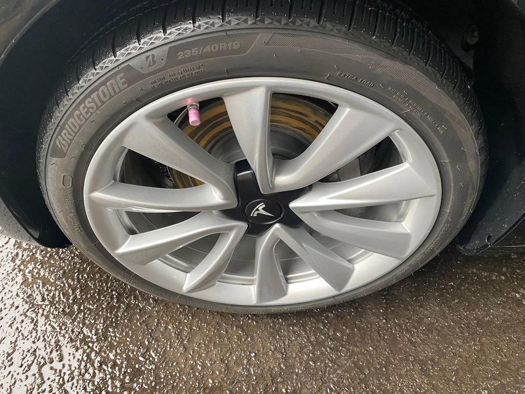 Used 2019 Tesla Model 3 Standard Range Plus RWD image 9
