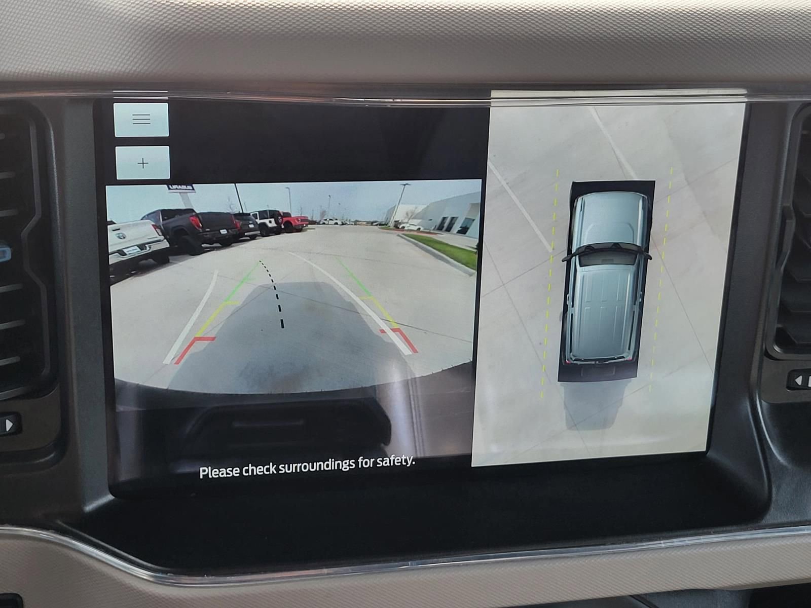 Used 2023 Ford Bronco Wildtrak image 15