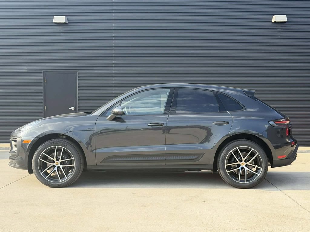 New 2026 Porsche Macan AWD/4WD image 2