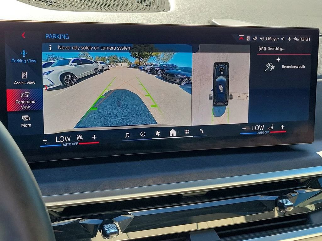 Used 2025 BMW X7 M60i image 28