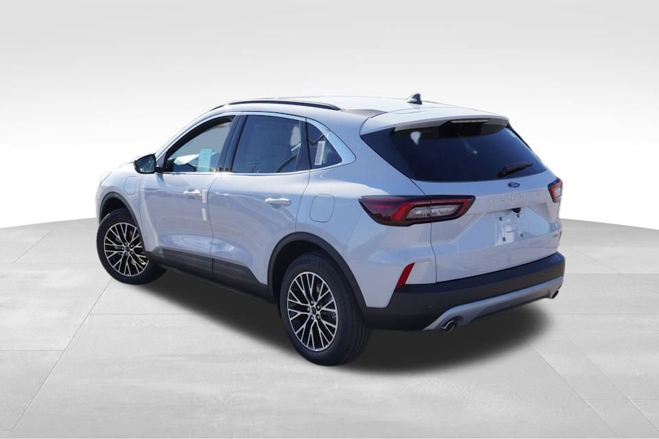New 2025 Ford Escape SE image 5