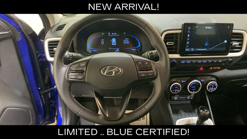 Used 2024 Hyundai Venue Limited FWD image 25