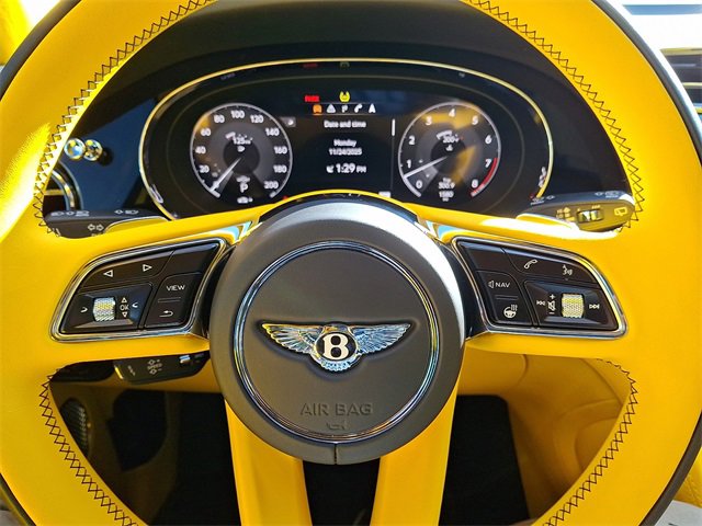 Used 2023 Bentley Bentayga image 21