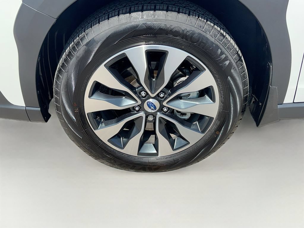 Certified 2025 Subaru Outback Limited AWD/4WD image 41