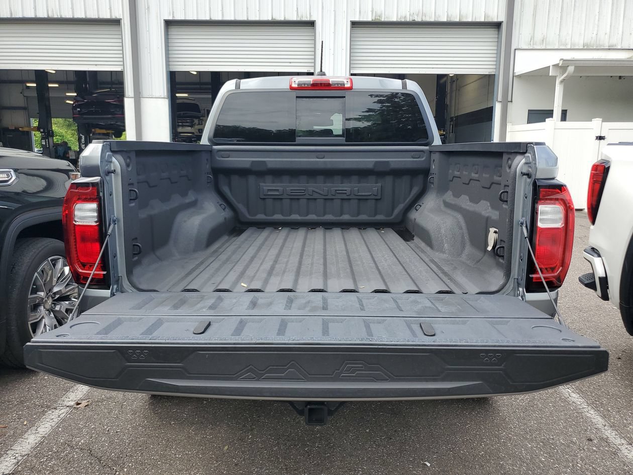 Used 2023 GMC Canyon Denali AWD/4WD image 8