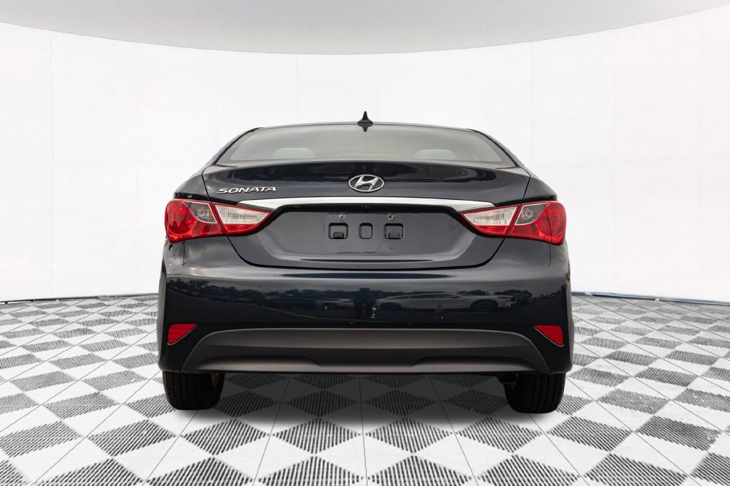 Used 2014 Hyundai Sonata GLS w/ Popular Equipment Group 2 FWD image 9
