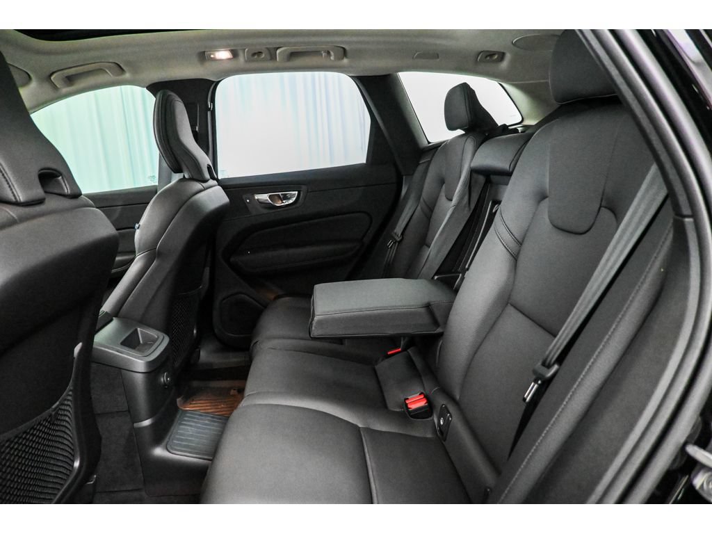 Used 2025 Volvo XC60 T8 Plus w/ Protection Package Premier AWD/4WD image 22