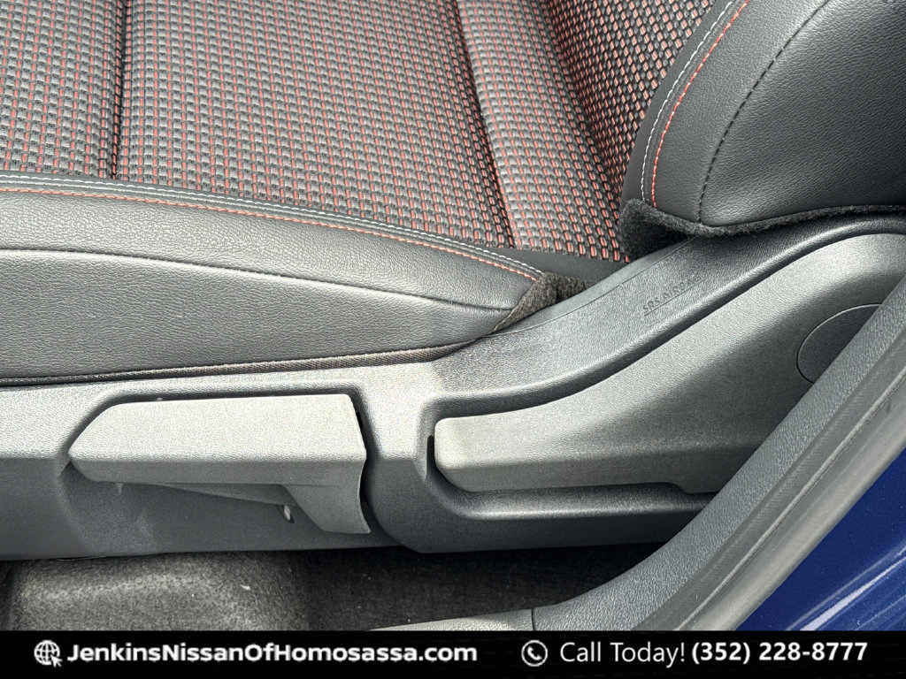 New 2026 Nissan Kicks SR w/ Cold Weather Package FWD image 32