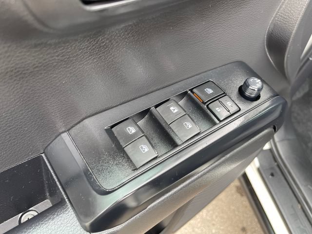 Used 2023 Toyota Tacoma SR AWD/4WD image 11