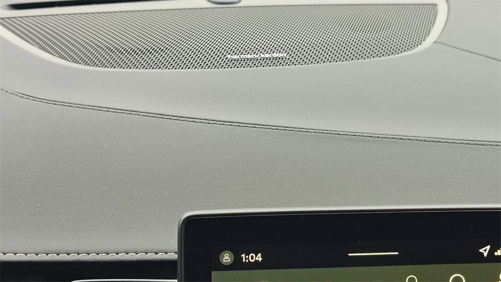 New 2026 Volvo XC90 T8 Plus w/ Protection Package Premier image 20