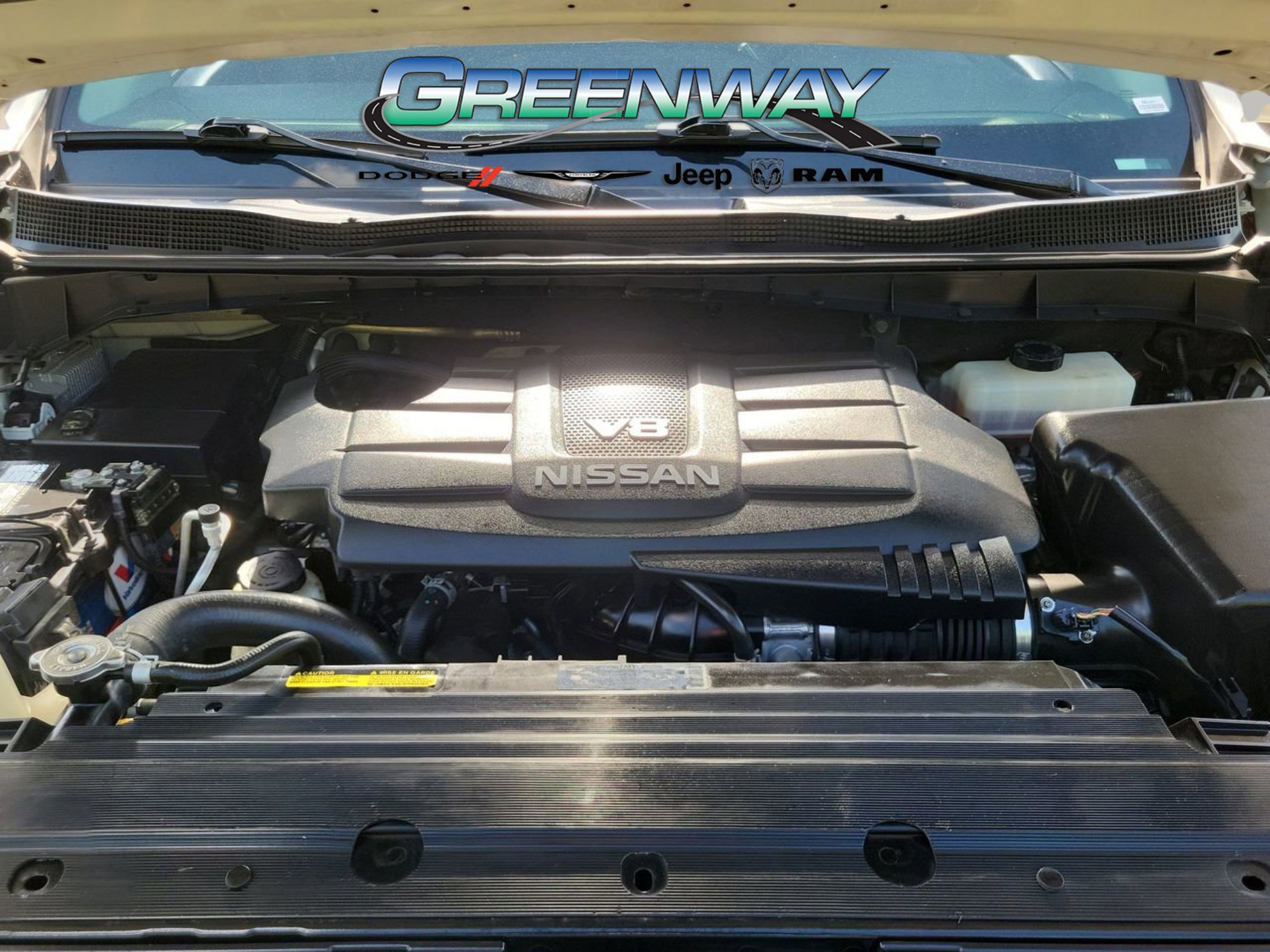 Used 2017 Nissan Titan SV RWD image 9