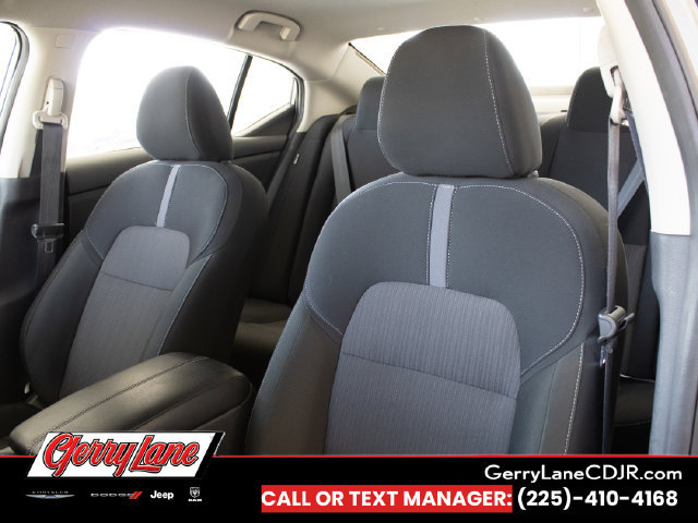 Used 2025 Nissan Sentra SV FWD image 12