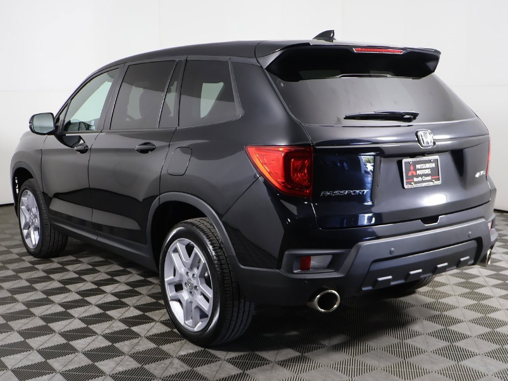 Used 2024 Honda Passport EX-L image 11