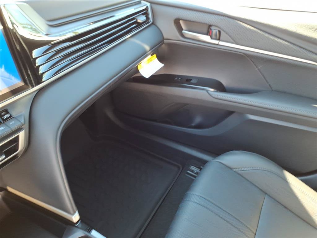 New 2026 Toyota Camry XSE FWD image 18