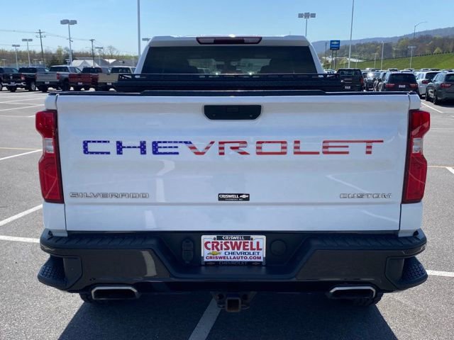 Used 2019 Chevrolet Silverado 1500 Custom Trail Boss w/ Custom Convenience Package AWD/4WD image 4