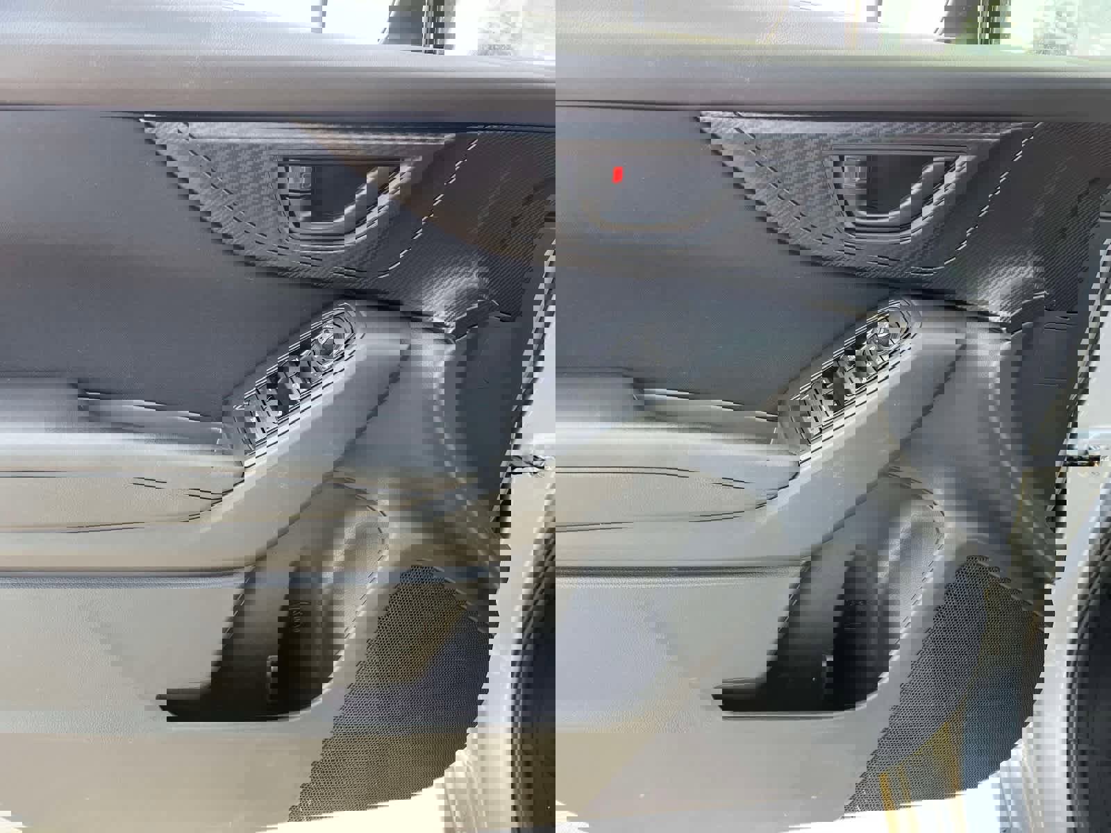 Used 2023 Subaru Crosstrek 2.0i AWD/4WD image 17