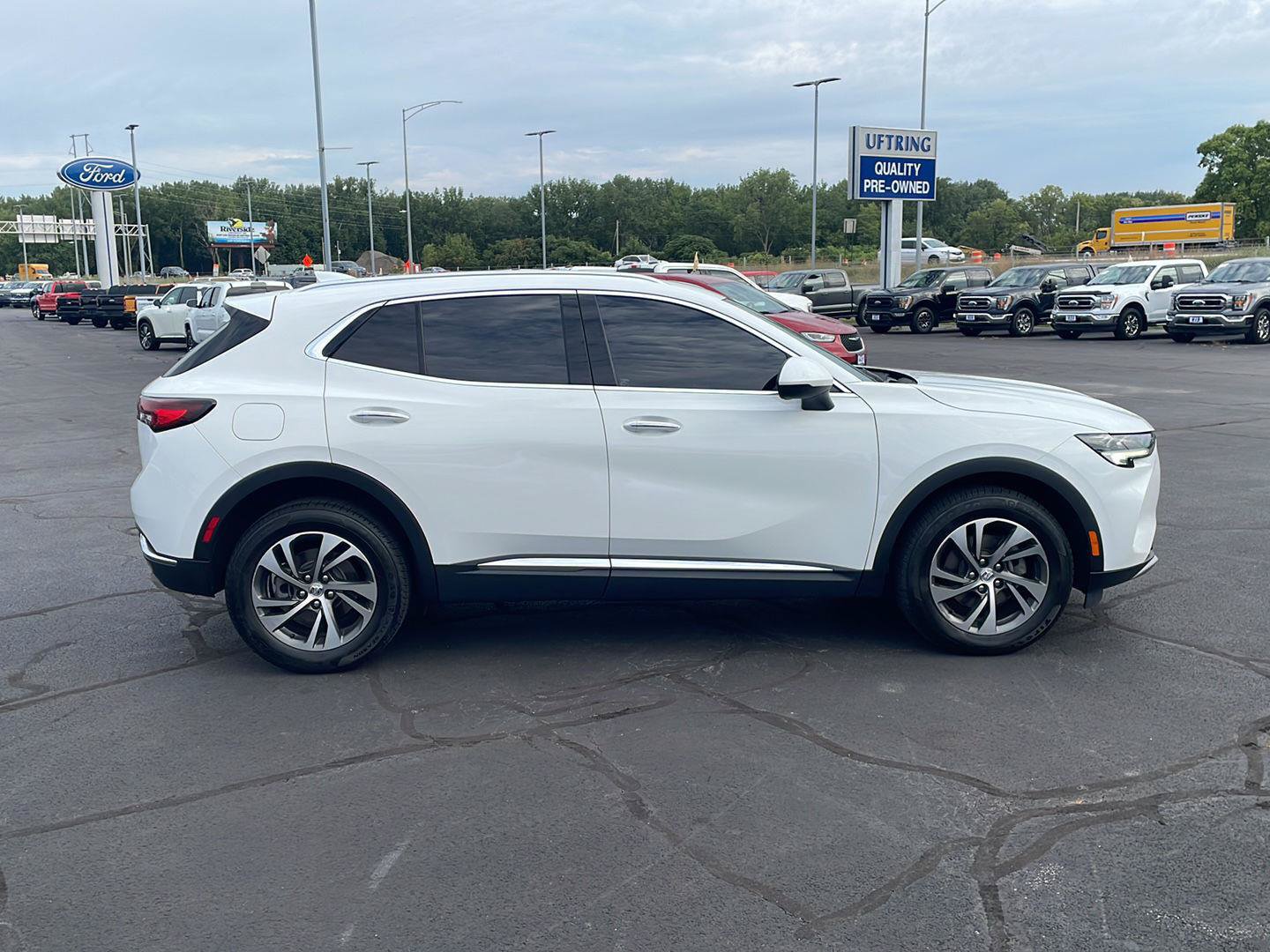 Used 2023 Buick Envision Essence FWD image 6