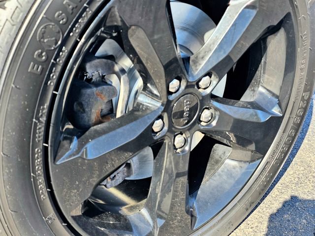 Used 2022 Jeep Grand Cherokee L Laredo image 7