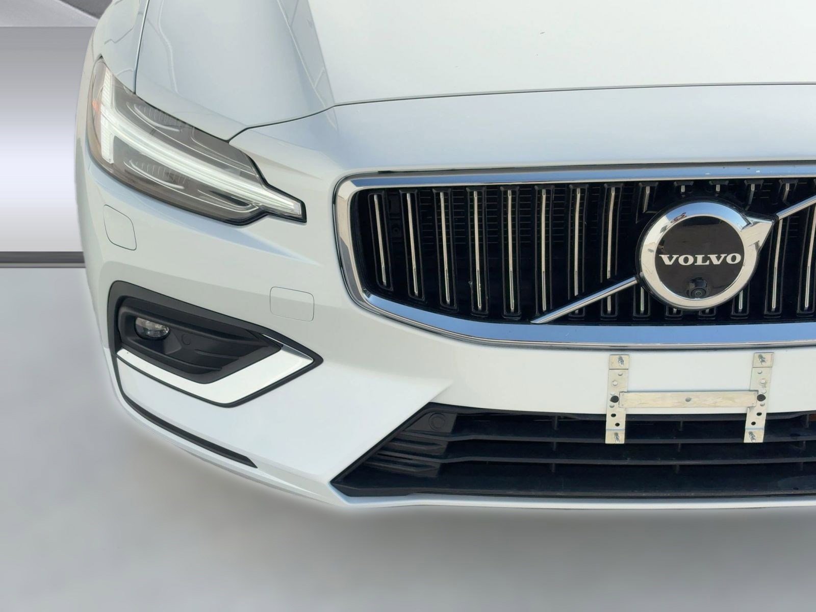 Used 2026 Volvo XC40 B5 Plus w/ Protection Package Premier AWD/4WD image 10