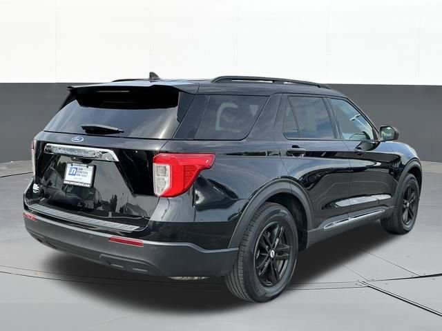 Used 2023 Ford Explorer XLT RWD image 4