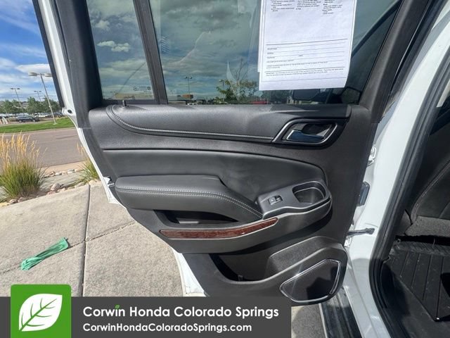 Used 2017 GMC Yukon SLT AWD/4WD image 27