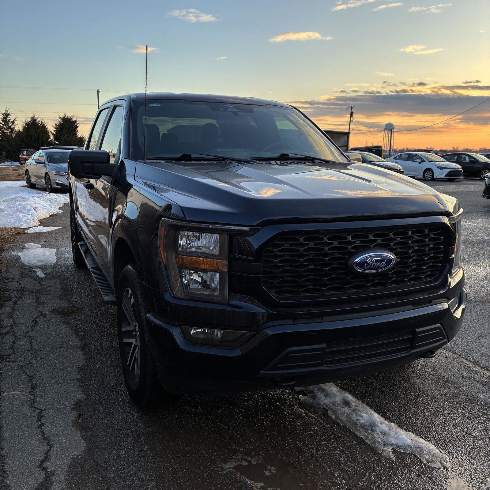 Used 2023 Ford F150 XL w/ STX Appearance Package image 3