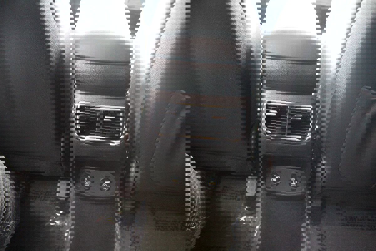 Used 2022 Hyundai Santa Fe SEL w/ Convenience Package image 27