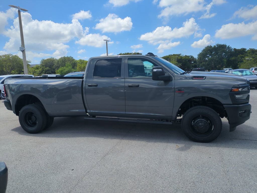 New 2026 RAM 3500 Tradesman AWD/4WD image 4