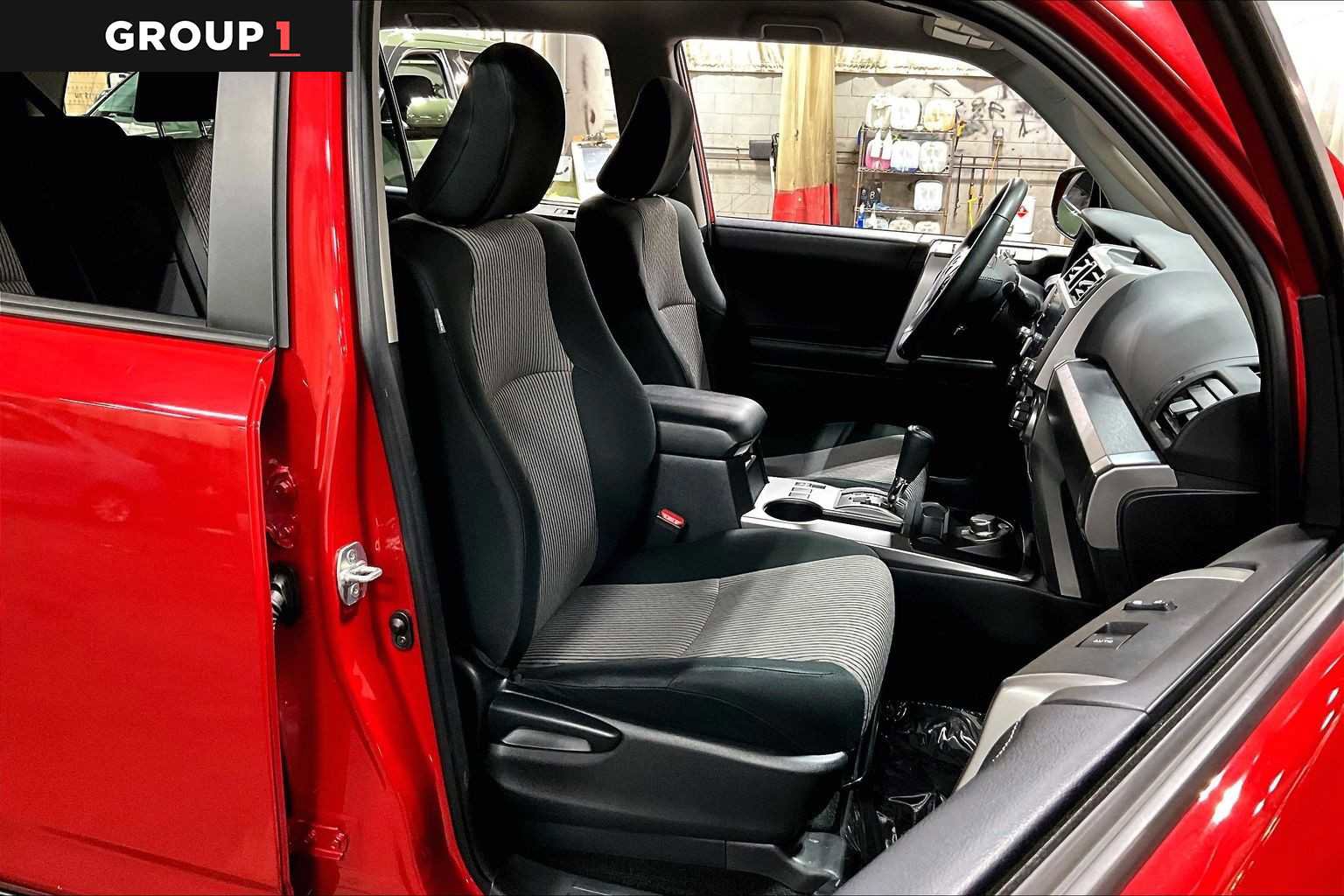 Certified 2024 Toyota 4Runner SR5 AWD/4WD image 9