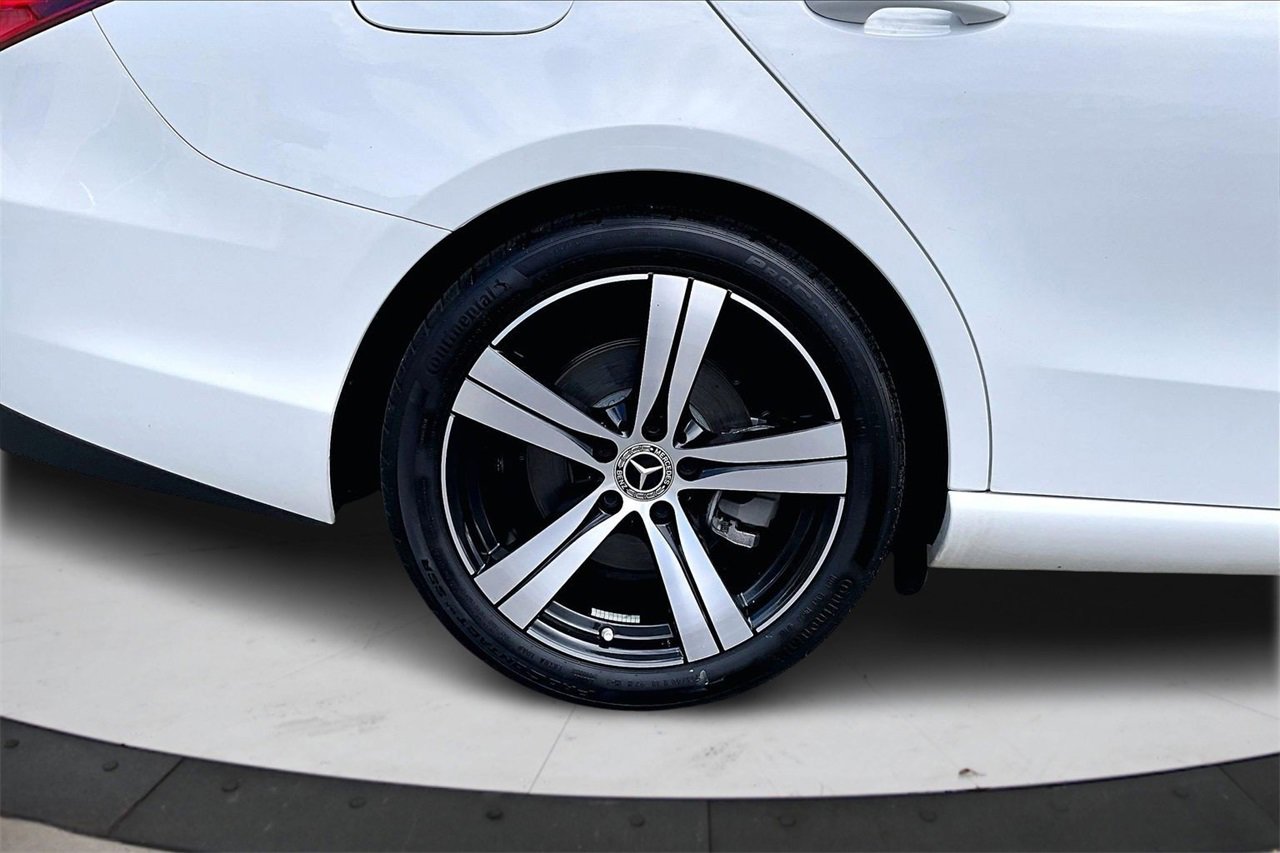 Used 2022 Mercedes-Benz C 300 Sedan image 35