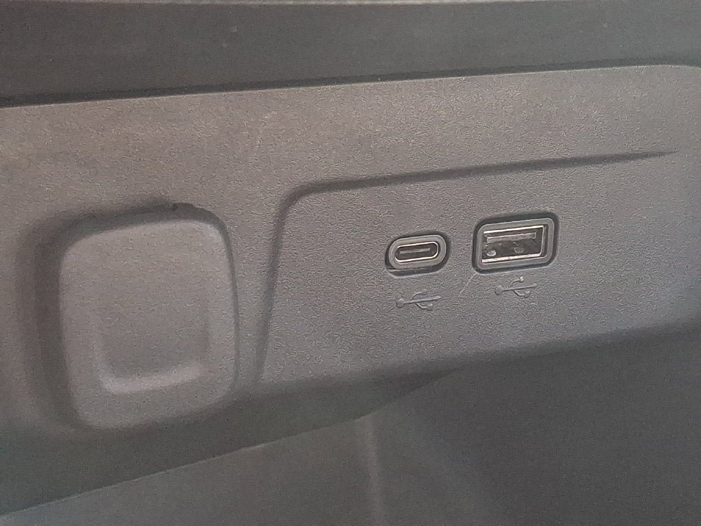 Certified 2024 Chevrolet Trax RS FWD image 27