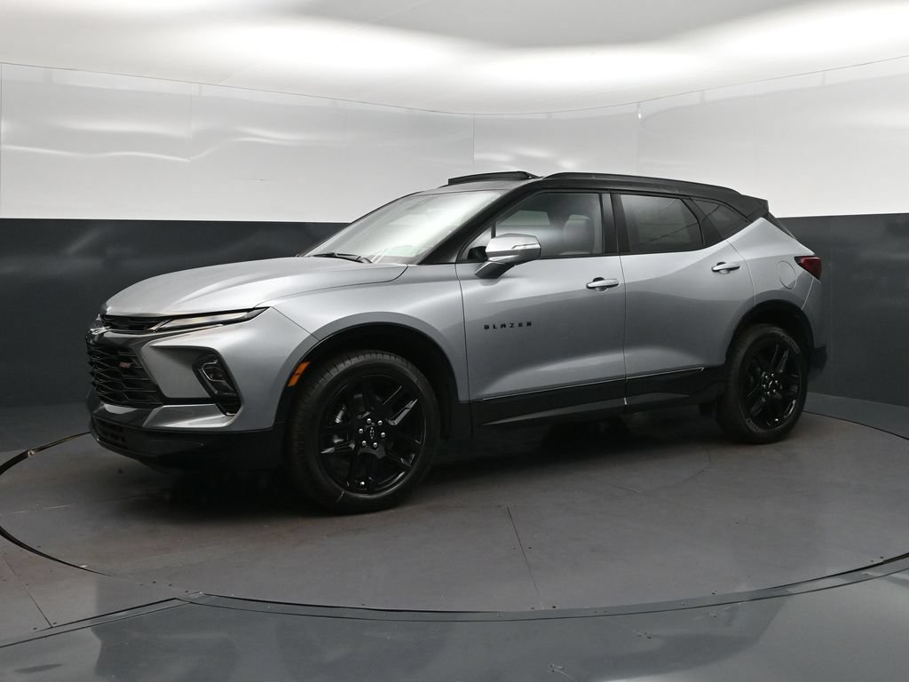New 2026 Chevrolet Blazer RS w/ Driver Confidence II Package FWD image 3