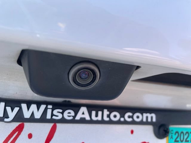 Used 2019 Jeep Cherokee Trailhawk w/ Comfort/Convenience Group AWD/4WD image 25