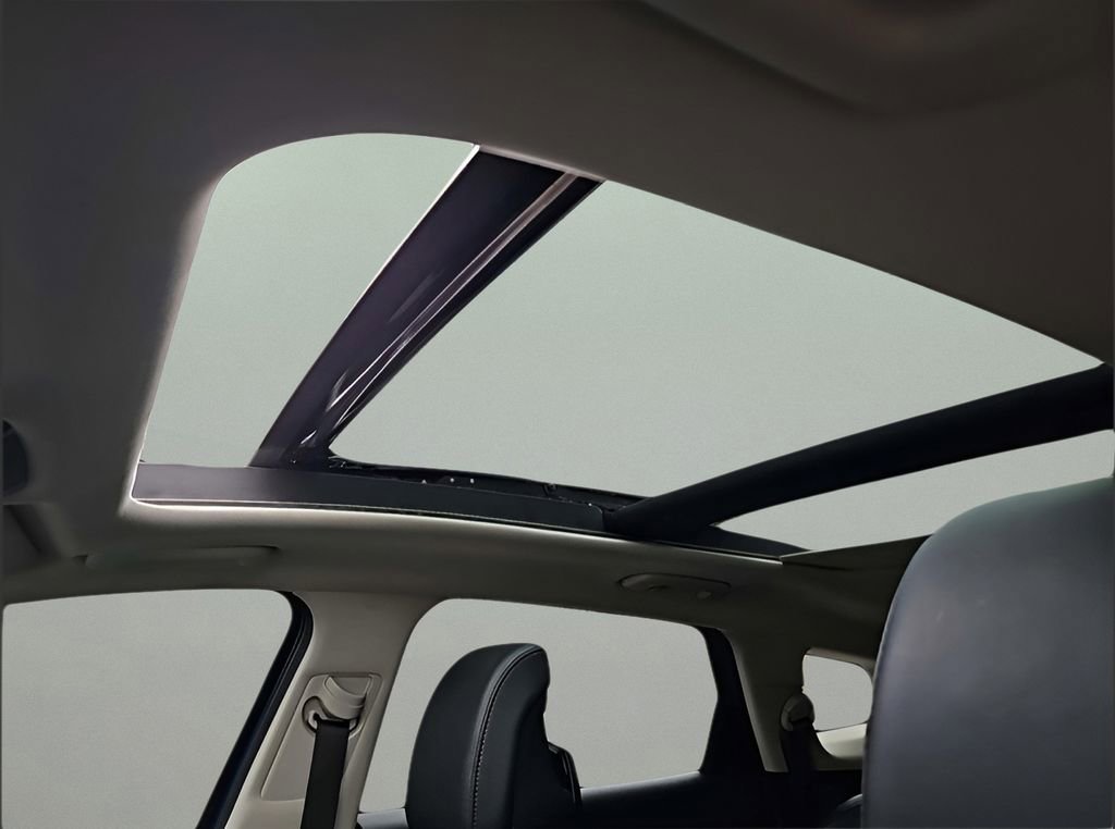 Used 2025 Kia Sportage EX w/ Premium Package image 23