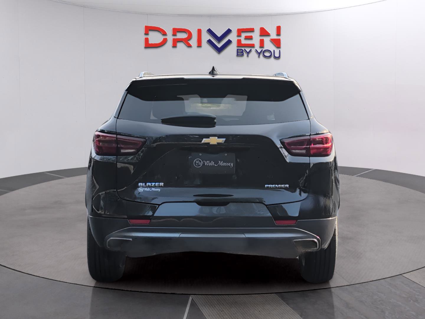 Used 2023 Chevrolet Blazer Premier w/ Driver Confidence II Package image 4