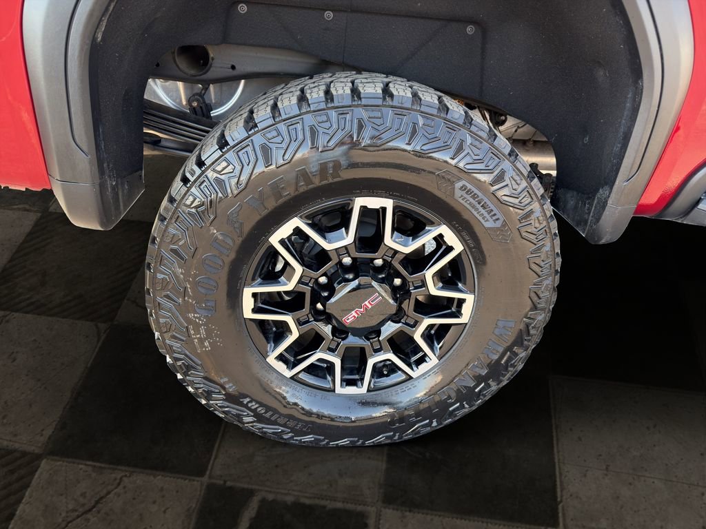 Used 2026 GMC Sierra 2500 AT4X AWD/4WD image 11