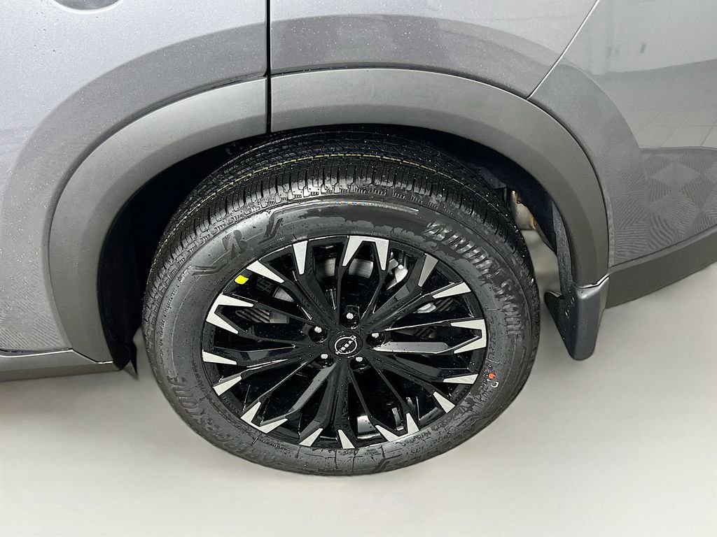 New 2026 Nissan Rogue SV image 25