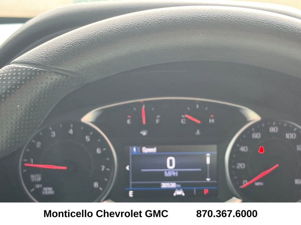 Used 2024 GMC Terrain SLE w/ Driver Convenience Package FWD image 14