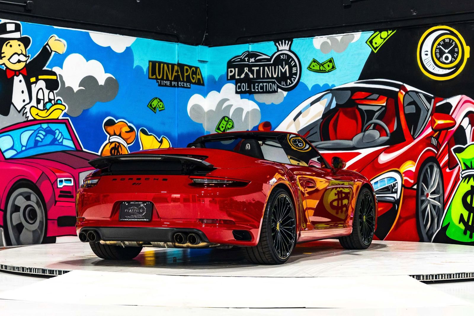 Used 2018 Porsche 911 Carrera image 5