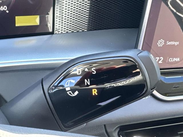 New 2026 Volkswagen Tiguan SE image 25