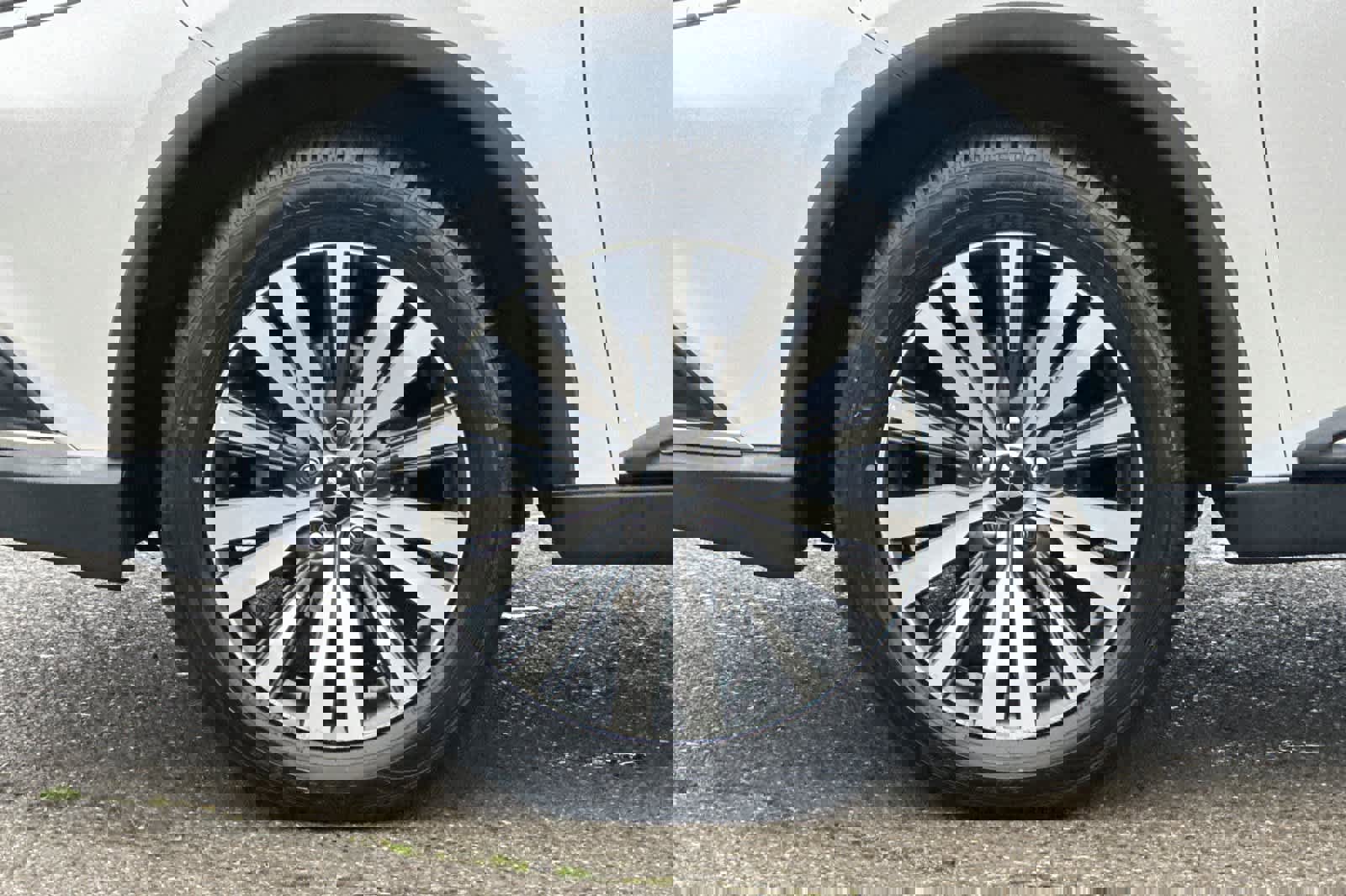 Used 2019 Mitsubishi Outlander ES image 31