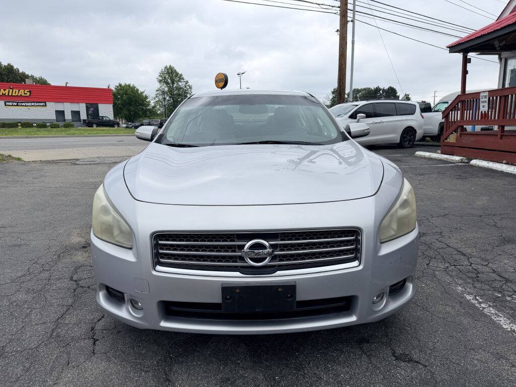 Used 2010 Nissan Maxima 3.5 SV w/ Sport Pkg FWD image 2