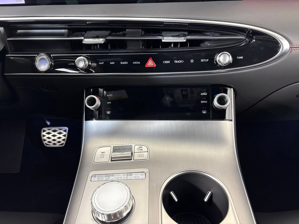 New 2027 Genesis GV70 2.5T Sport Prestige AWD/4WD image 25